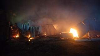 Tumbes: Incendio arrasó con dos viviendas rústicas en Aguas Verdes