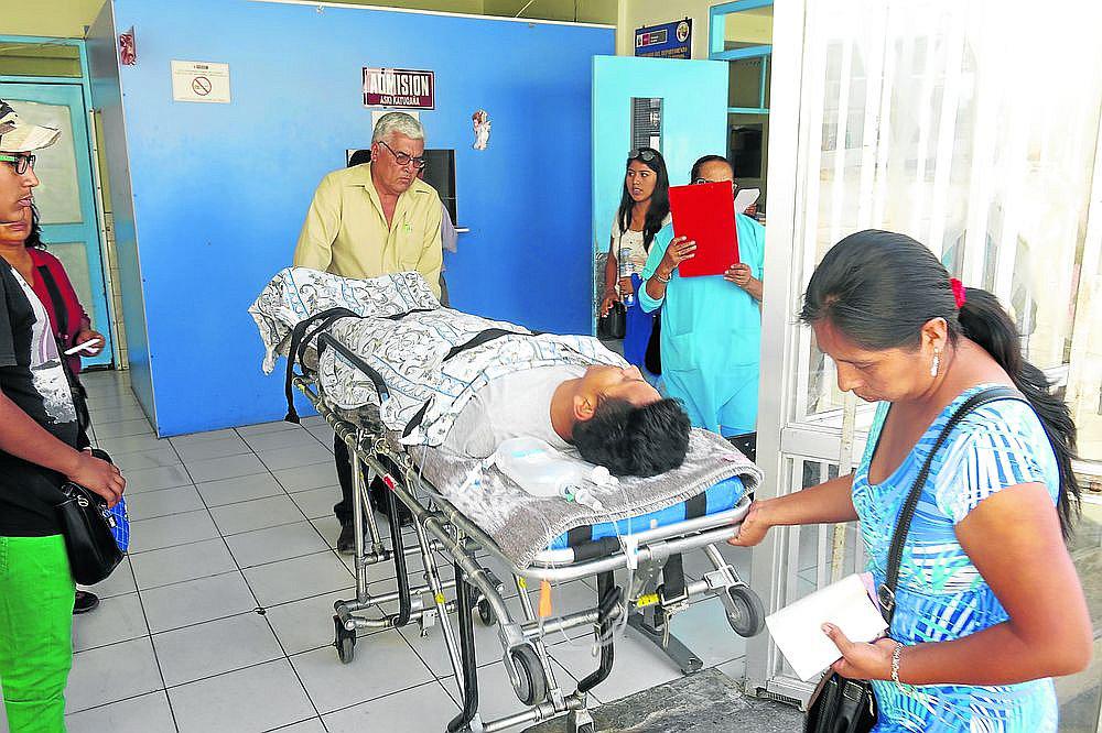 Tacna: Policía masacra a profesor de natación frente a sus alumnos