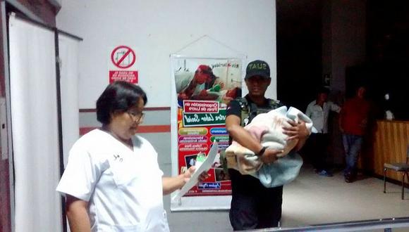 Malos padres abandonan a bebé recién nacido en Salida a Tarata