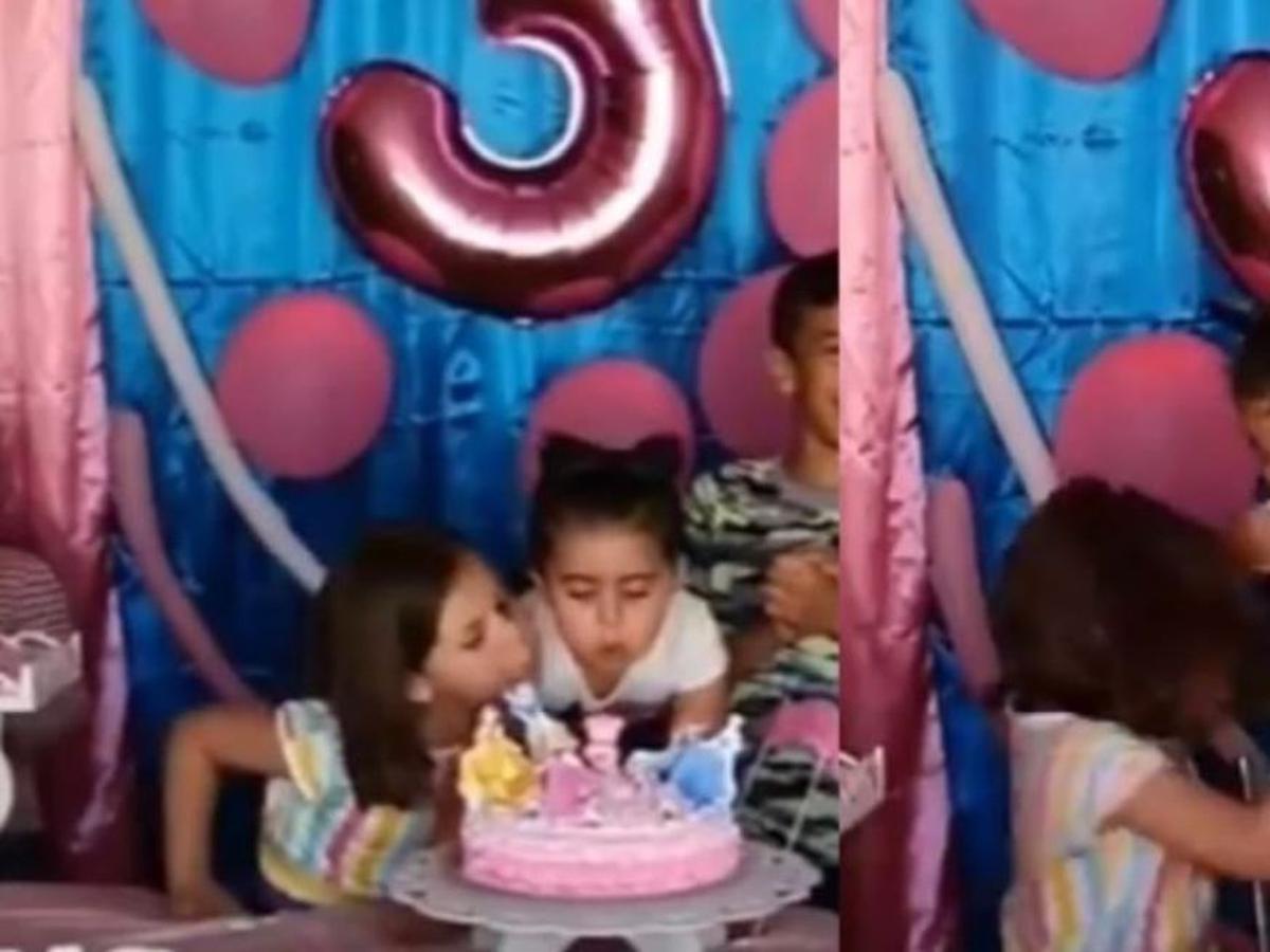 Dispensación Perezoso Moda Viral: niña jala del cabello a su hermana por soplar las velas de su pastel  de cumpleaños | nnav | redes sociales | pelea de hermanitas | jala del  cabello por soplar