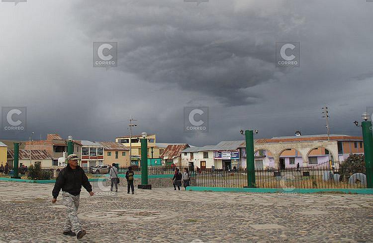 Distrito de Caylloma se queda sin energía eléctrica por tormenta eléctrica