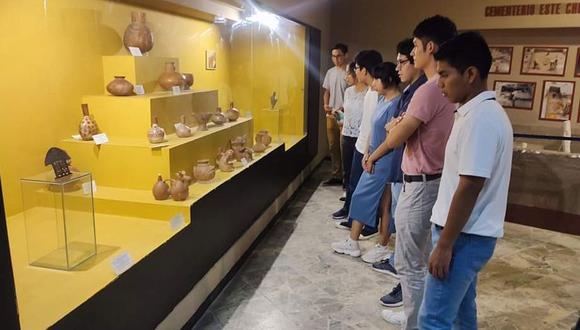Estudiantes de Historia y Gestión Cultural de la UDEP continuaron con las visitas culturales.