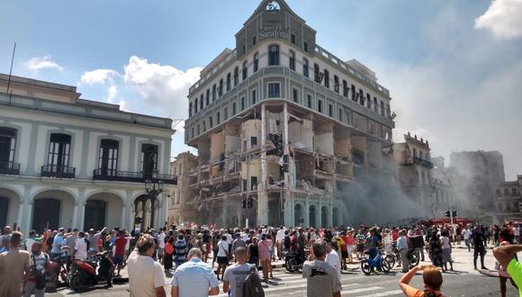 Explosión en el Hotel Saratoga de La Habana. (Foto: Twitter @soyleo27n)