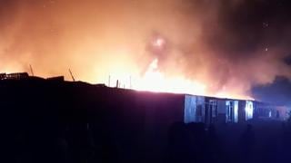 Incendio de grandes proporciones se registra en Chimbote (VIDEO y FOTOS)