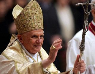 Benedicto XVI indulta a su exmayordomo y le perdonó personalmente en la cárcel