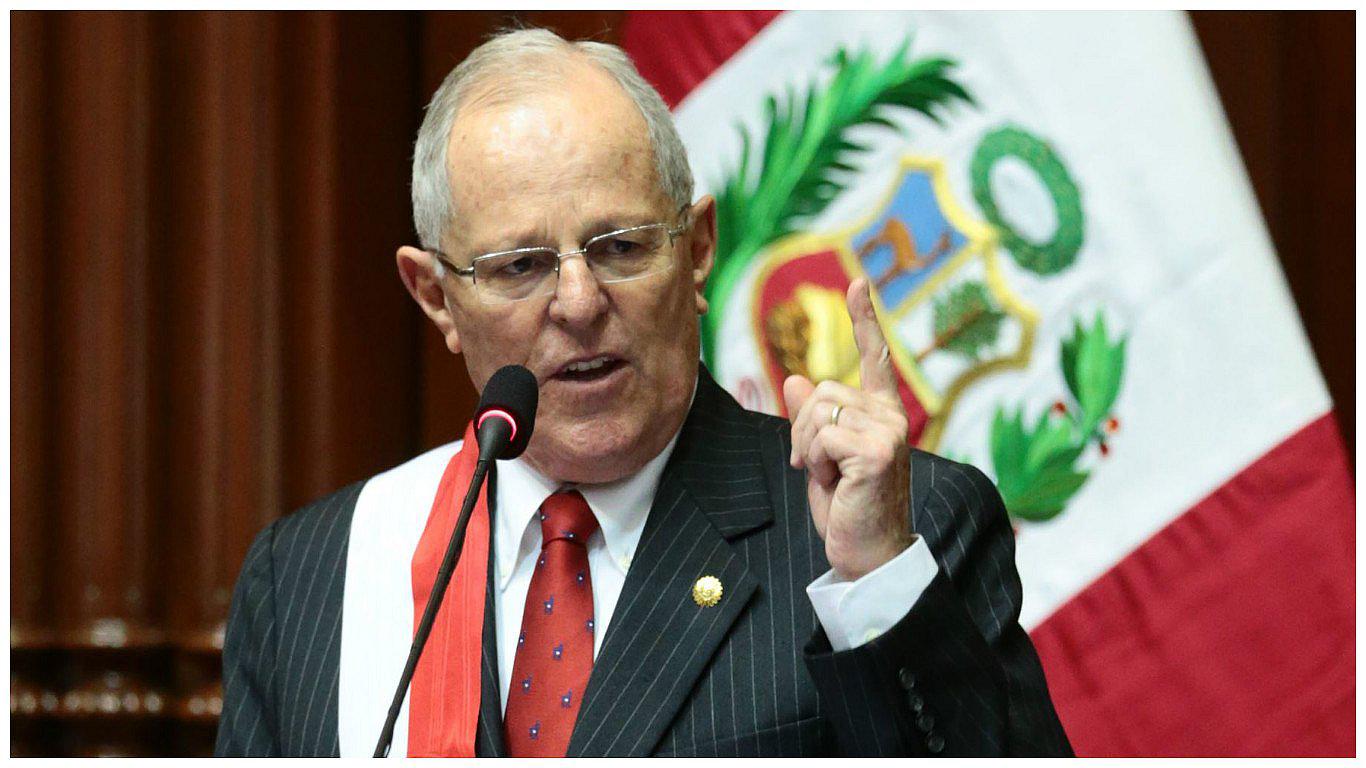 PPK:  No podemos permitir que un partido nacido de la violencia pueda estar en el Congreso