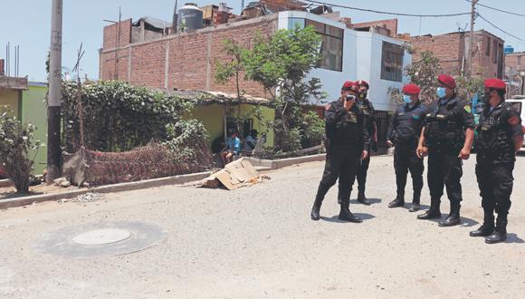Sicarios asesinan de seis balazos a un exreo del penal de Chimbote. Mientras que en Pacasmayo comerciante es degollado.