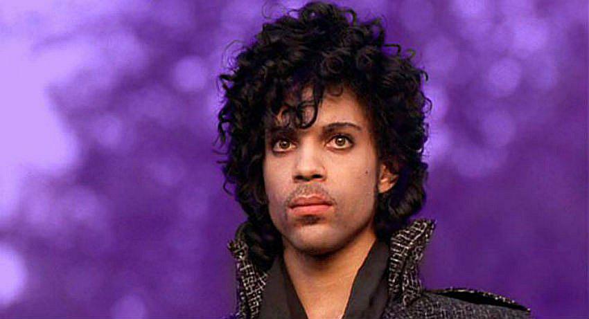 Prince: Universal logra los derechos del tesoro inédito de cantante