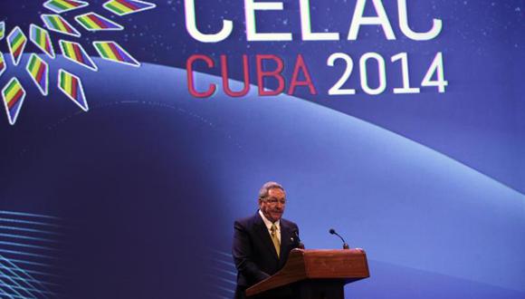 Alan García sobre Celac: es trágico que gobernantes reciban lecciones de una dictadura