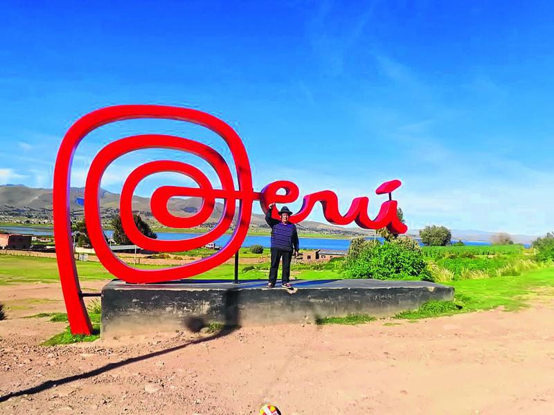 Agrupación musical 'Los Shapis' ahora son Marca Perú