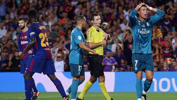 ​Cristiano Ronaldo pierde los papeles y agrede al árbitro (VIDEO)