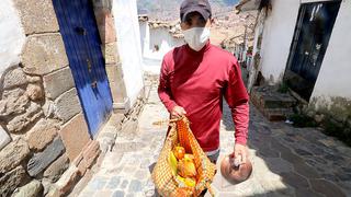 COVID-19: limeño sobrevive comiendo frutas en descomposición en Cusco (VIDEO)