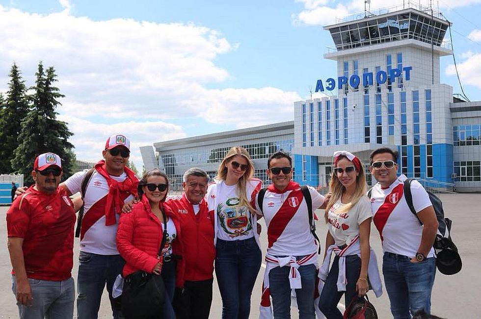 Liberteños apoyan a la Blanquirroja desde el Mordovia Arena (FOTOS)