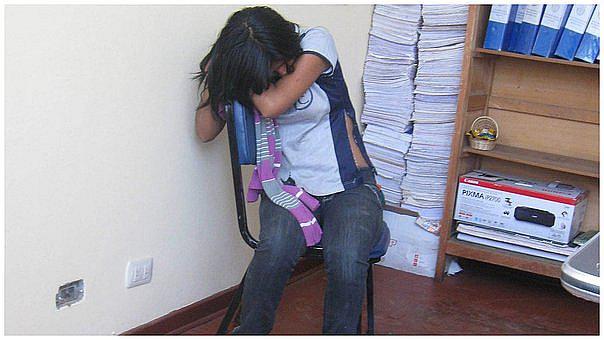 Hombre es sentenciado a 30 años de prisión por violar a su hija