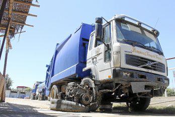 Compactadoras siguen malogradas y las calles de Tumbes están sucias