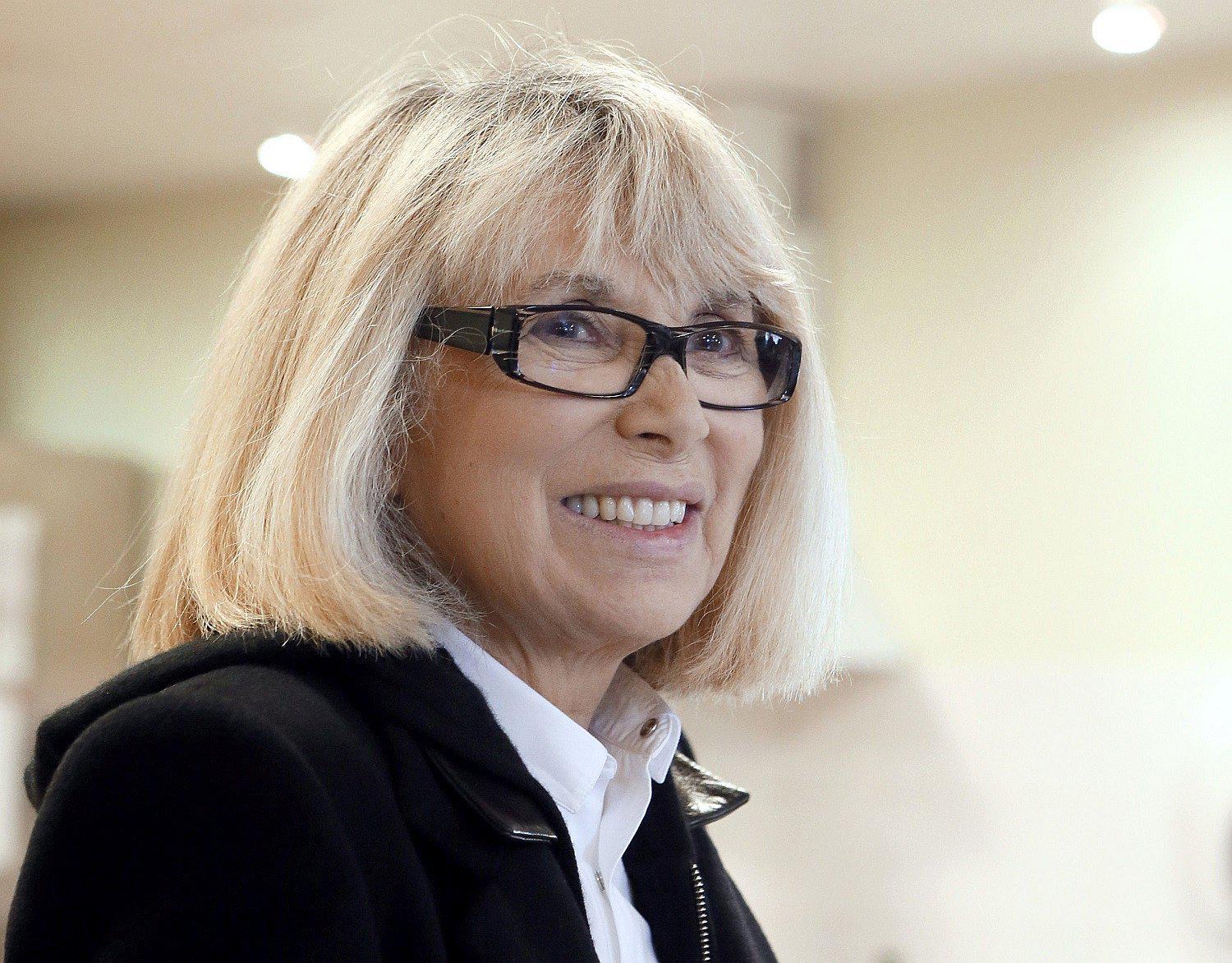 Muere la actriz Mireille Darc, icono del cine francés