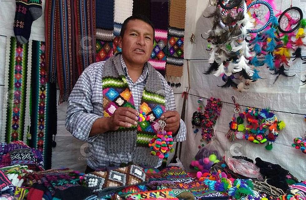 Artesanos de regiones ofrecen sus mejores trabajos en fundo El Fierro (FOTOS)