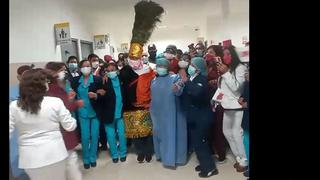 Junín: Congresista, gobernador y trabajadores celebraron inauguración de hospital con aglomeración de personas (VIDEO)