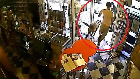 YouTube: Perro se enfrenta a asaltante para salvar a su amo (VIDEO)