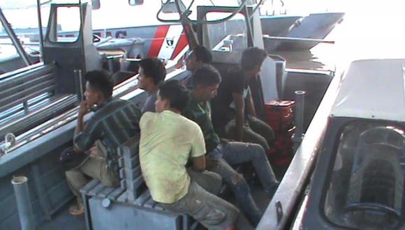 Capturan a seis piratas de río que secuestraron embarcación