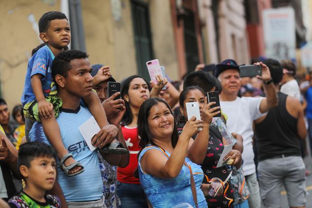 Familias, amigos, extranjeros, todos participaron del 'Carnaval de Lima'. (Foto: Municipalidad de Lima)