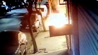 Argentina: edificio del Grupo Clarín es atacado con bombas molotov por desconocidos (VIDEO)