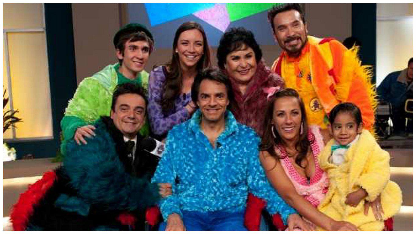 Integrantes de 'La Familia Peluche' están en la redacción de Correo