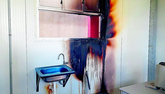 Desconocidos queman aulas de colegio Alfonso Ugarte del anexo de Huari