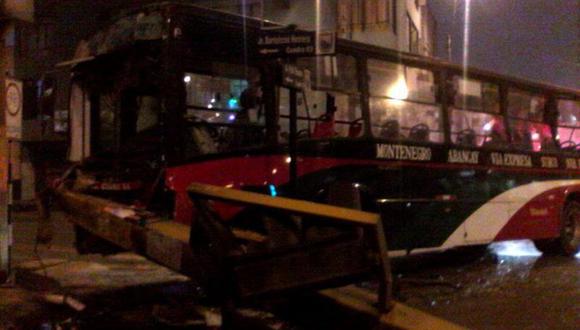 Accidente de bus en Lince dejó 20 heridos