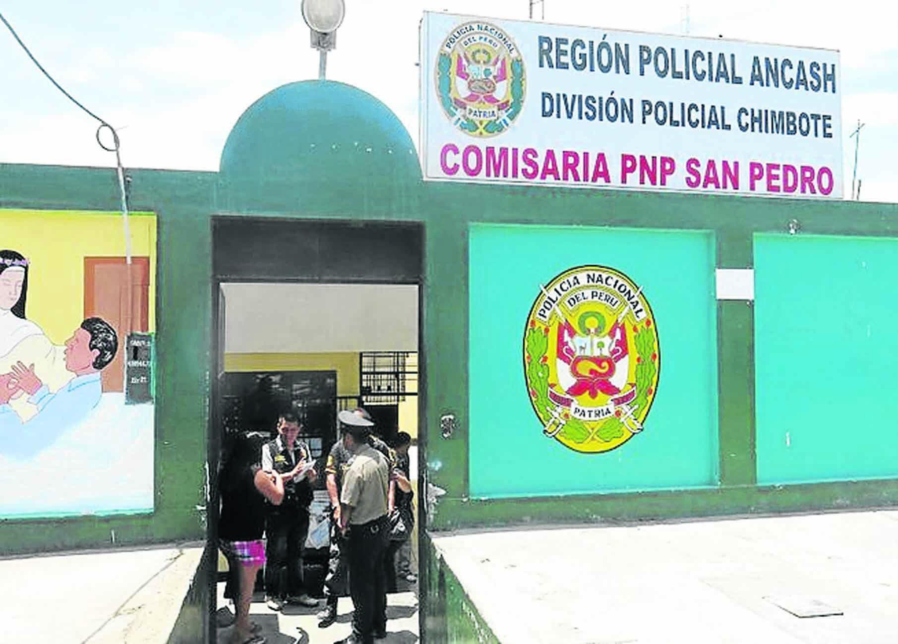 Chimbote: Parientes de intervenidos causan alboroto en comisaría de San Pedro