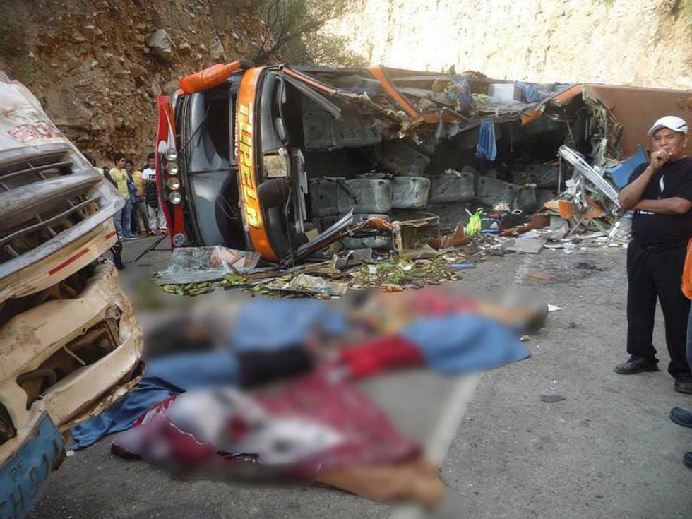 Imágenes impactantes de violento accidente en Jaén que dejó 12 muertos