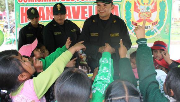 PNP Busca interaccion con la poblacion en feria informativa | PERU | CORREO