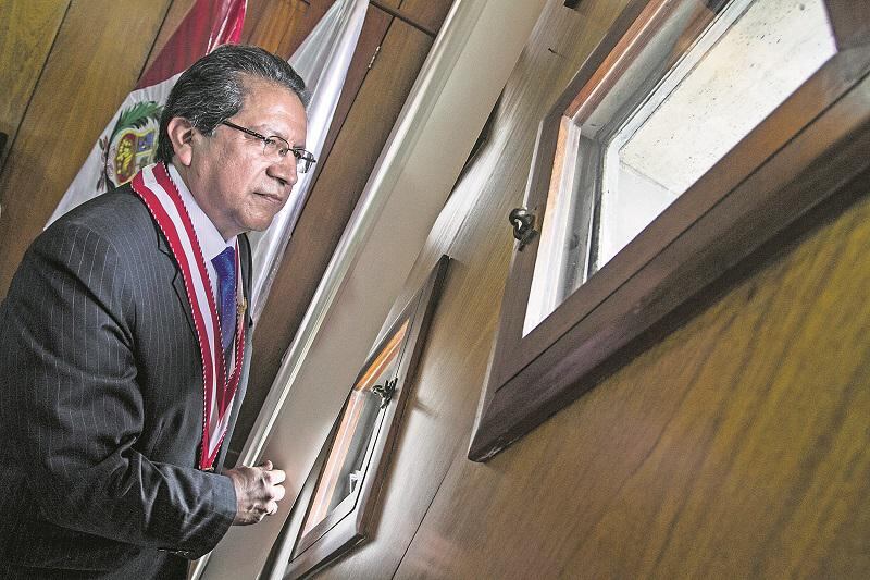 Fiscal Pablo Sánchez sobre salida de Carlos Ramos: “Fue un golpe a la institución” 