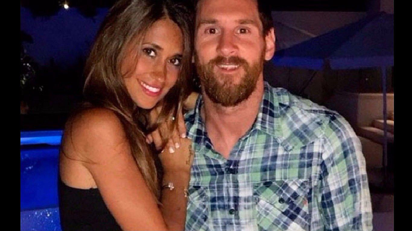 Lionel Messi y Antonela Roccuzzo: el singular regalo que pidieron a sus invitados (FOTO)