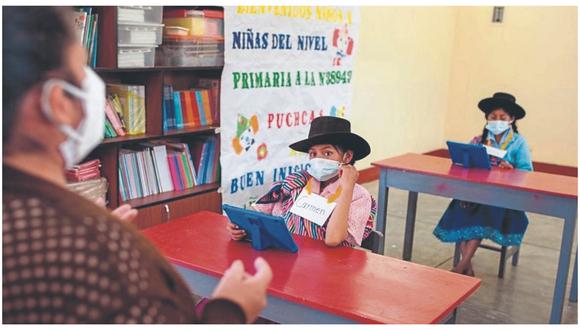 Gerente regional de Educación, Oster Paredes, informa que colegios de las zonas rurales serían los primeros en abrir sus aulas.