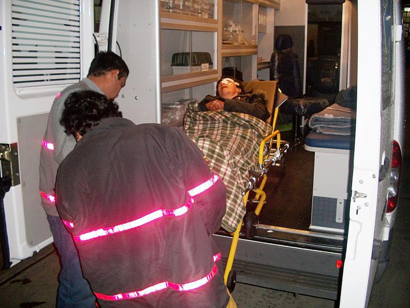 Por una taza de café acuchilla a su hermano