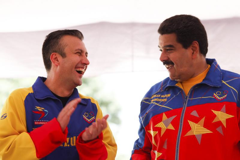 Nicolás Maduro defiende el "Chávez Nuestro" ante críticas de la Iglesia