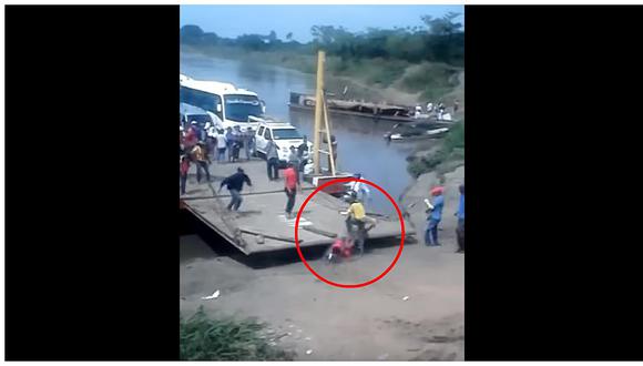 YouTube: Hombre salta de ferri en marcha y casi termina en tragedia [VIDEO]