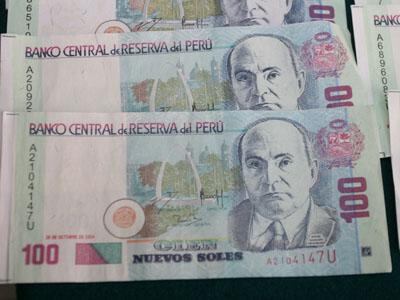 Precio del nuevo sol y BVL caen en apertura