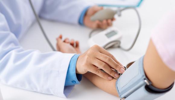 La hipertensión arterial constituye el principal factor de riesgo para el desarrollo de enfermedades cardiovasculares (Foto: Shutterstock)