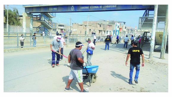 Sentenciados y liberados del penal de Chiclayo realizan limpieza en JLO