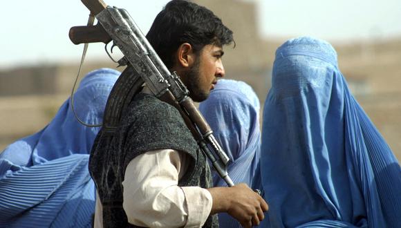 Afganistán ya era en 2011 el peor país donde una mujer podía vivir, según una encuesta de la fundación Thomson Reuters, y ahora todo indica que la situación para ellas solo va a empeorar. (Foto: BEHROUZ MEHRI / AFP)