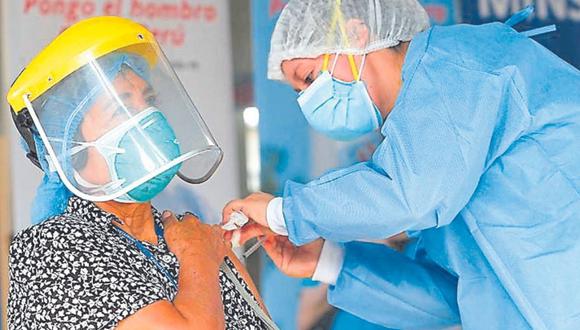 Epidemiólogo Edward Pozo Súclupe exhortó a la Diresa a acelerar el proceso de vacunación en la región.