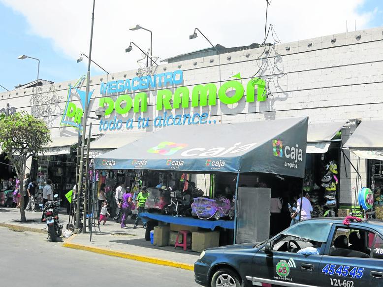El sueño de 2 centros comerciales por llegar a ser un megacentro