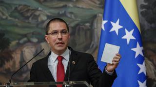 Excanciller Arreaza será candidato para comicios en el estado de Hugo Chávez