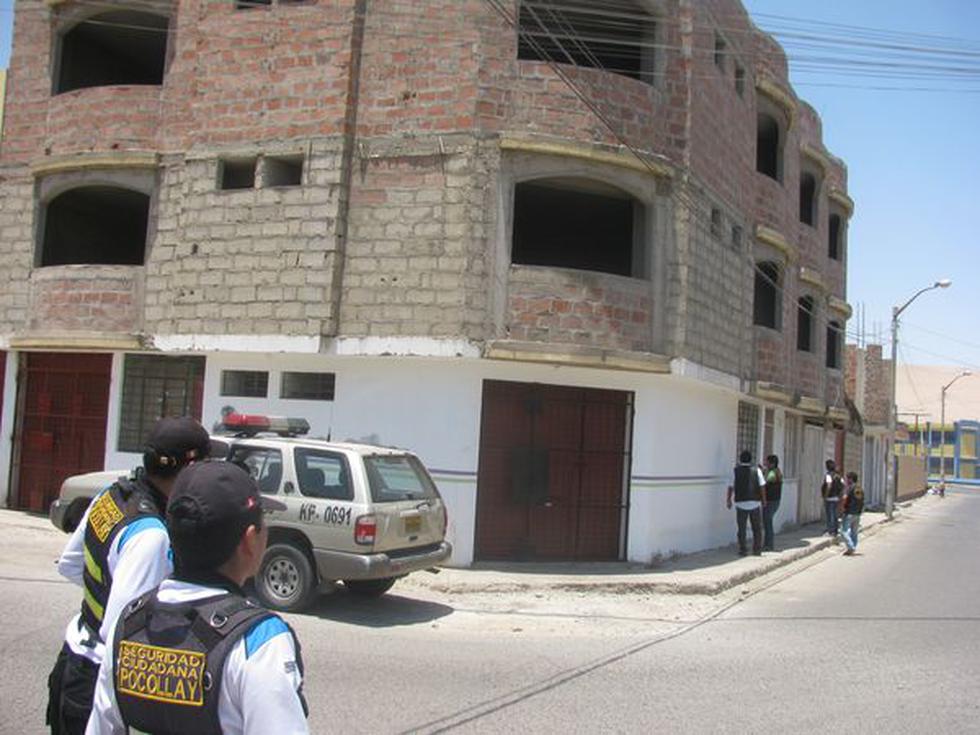 Sin razón alguna desconocidos disparan vivienda de docente