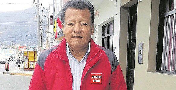 Exregidor denuncia que le pidieron 10 mil soles para postular al Congreso 