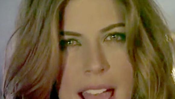 Stephanie Cayo estrena videoclip musical 'El alquimista'