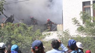 Arequipa: incendio en vivienda obliga a evacuar a ancianos de casa de reposo