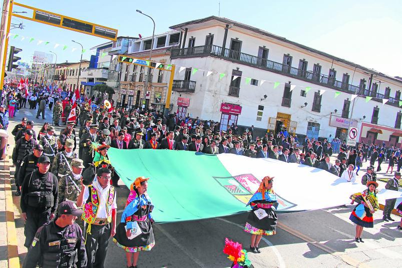 Con festejos conmemoran los 150 años de Huancayo